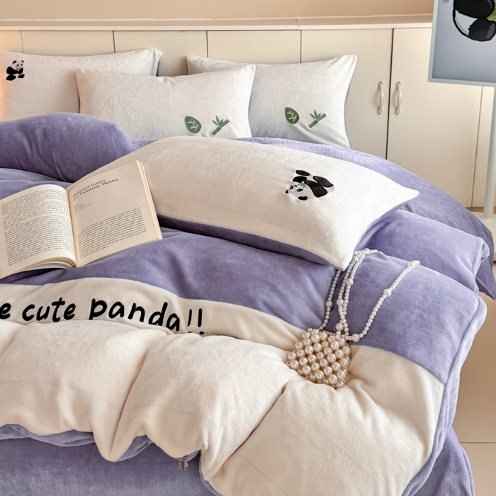 91家纺网 家纺一手货源 找家纺 懒猫家纺 2025新款牛奶绒刺绣四件套-胖达 胖达-星辰紫