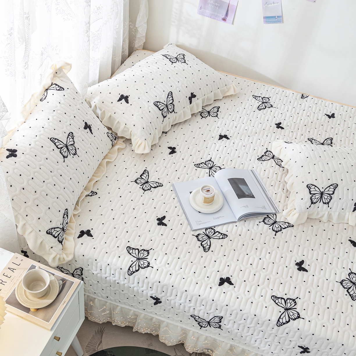 91家纺网 家纺一手货源 找家纺 美优兰 2025秋冬新款牛奶绒榻榻米垫床盖（可定制） 蝶梦