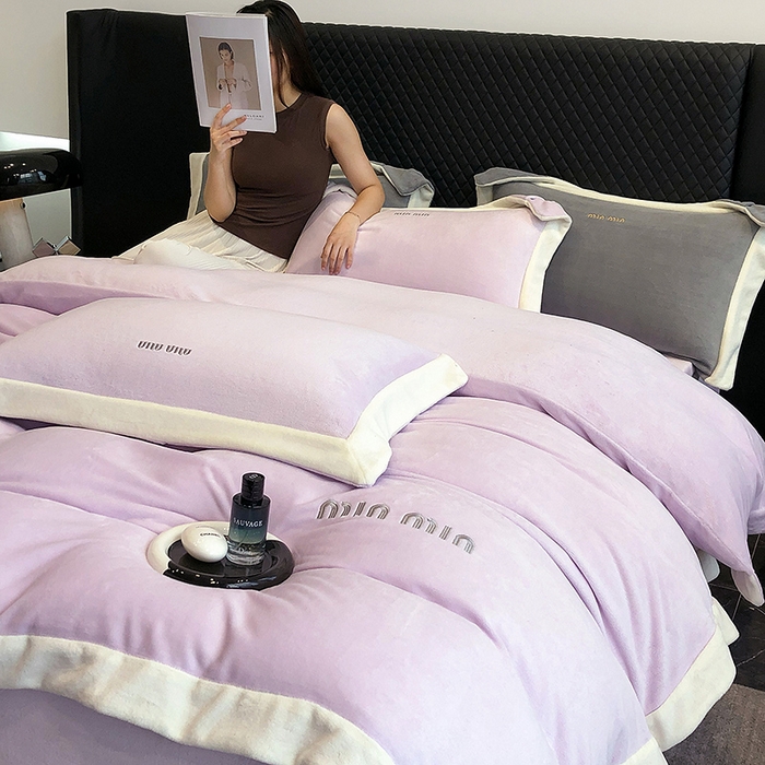 91家纺网 家纺一手货源 找家纺 （总）懒猫家纺 2025新款牛奶绒刺绣四件套-贝利