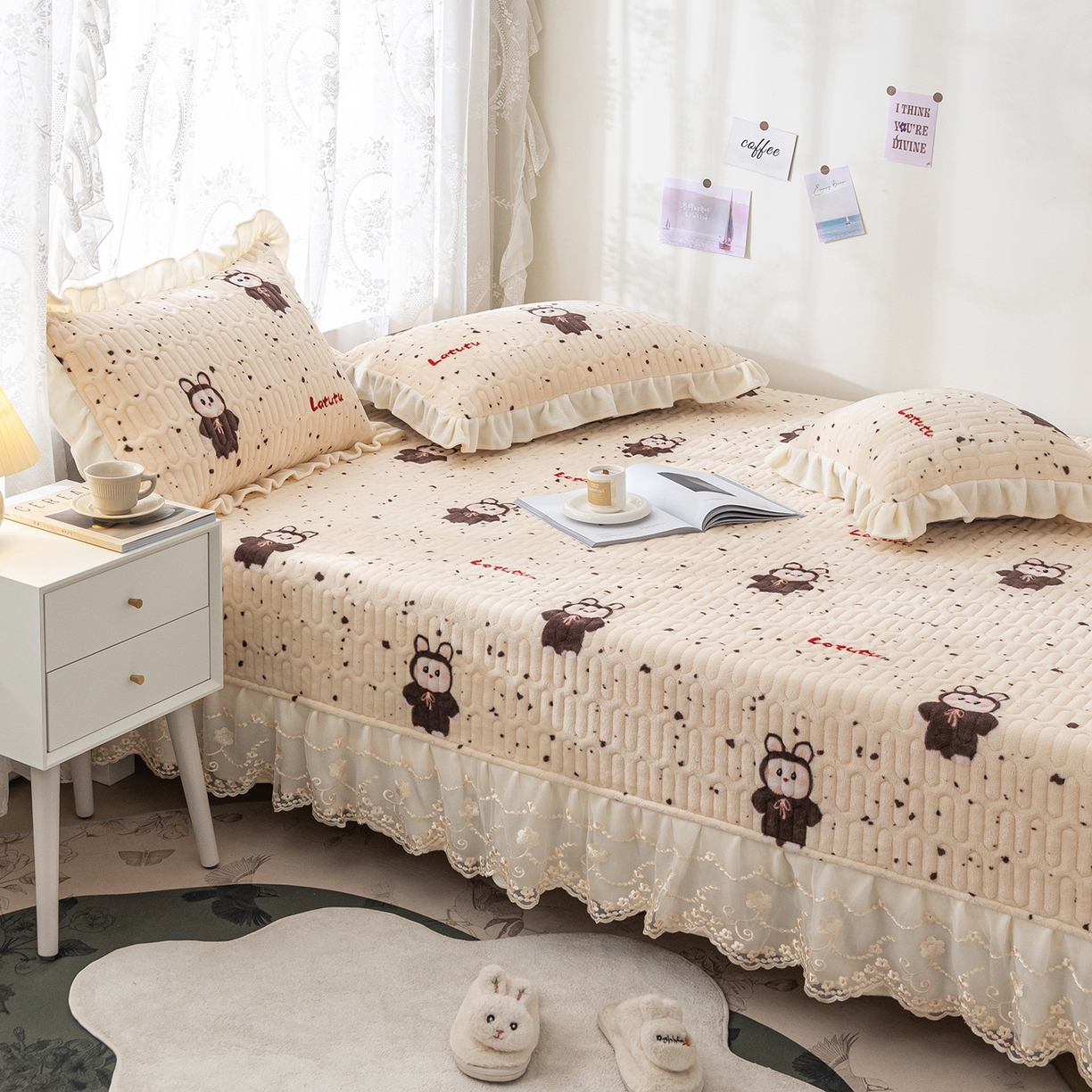 91家纺网 家纺一手货源 找家纺 美优兰 2025秋冬新款牛奶绒榻榻米垫床盖（可定制） 拉兔兔