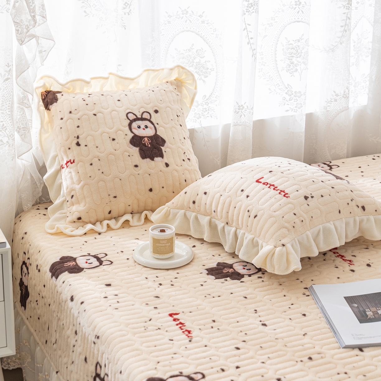 91家纺网 家纺一手货源 找家纺 美优兰 2025秋冬新款牛奶绒榻榻米垫床盖（可定制） 拉兔兔