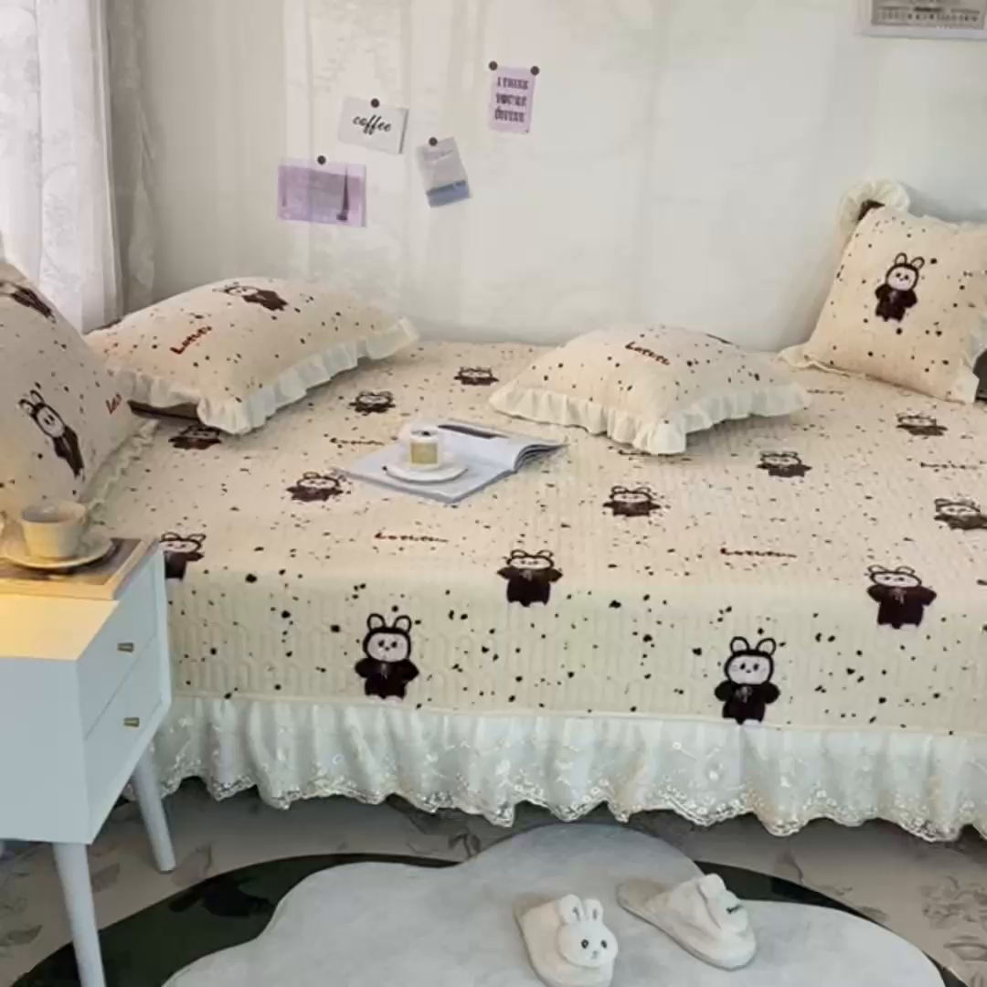 91家纺网 家纺一手货源 找家纺 美优兰 2025秋冬新款牛奶绒榻榻米垫床盖（可定制） 拉兔兔