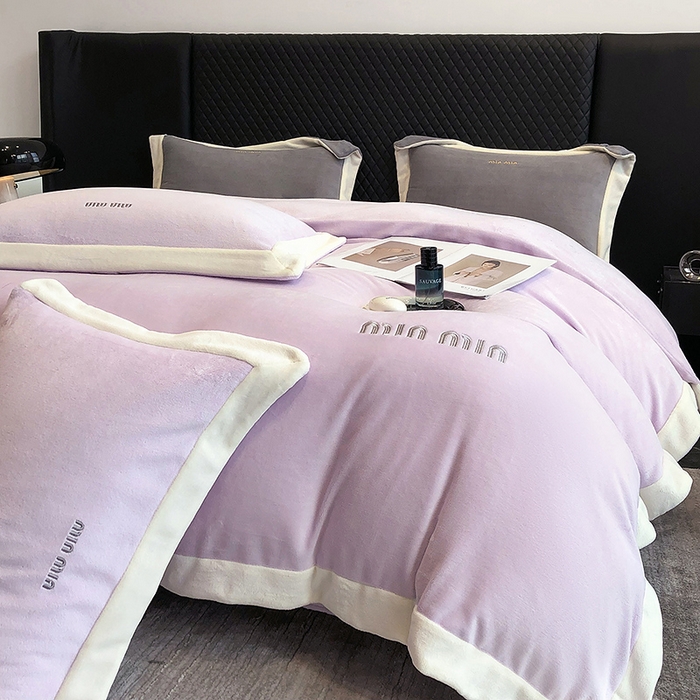 91家纺网 家纺一手货源 找家纺 懒猫家纺 2025新款牛奶绒刺绣四件套-贝利 贝利-香芋紫