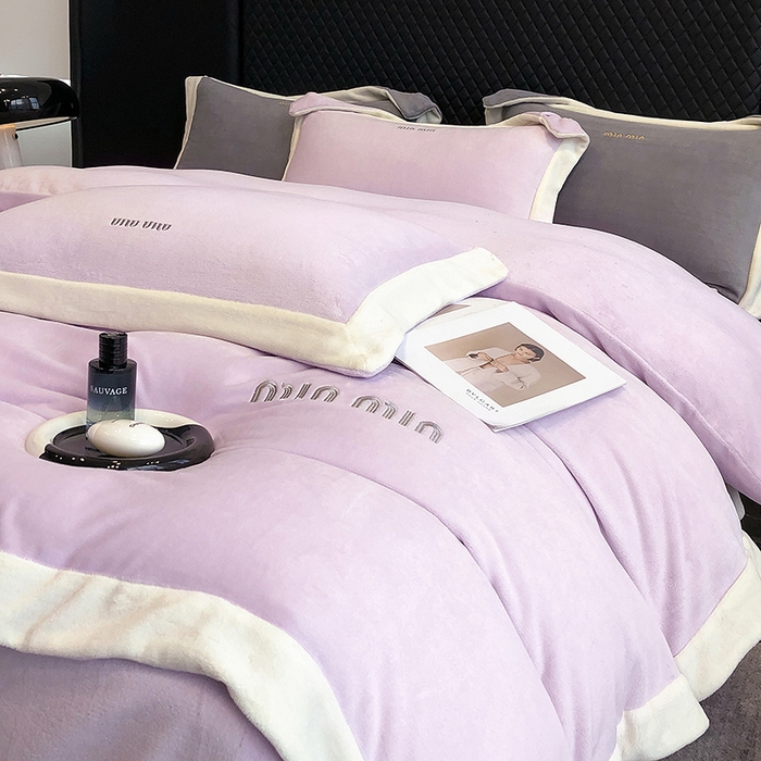 91家纺网 家纺一手货源 找家纺 懒猫家纺 2025新款牛奶绒刺绣四件套-贝利 贝利-香芋紫