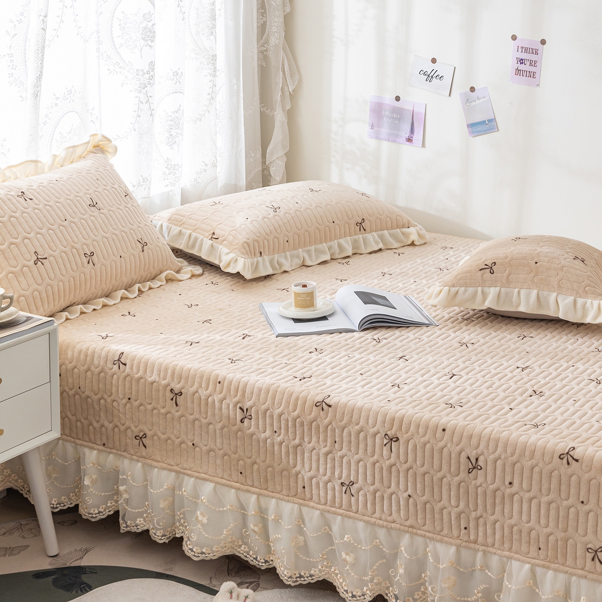 91家纺网 家纺一手货源 找家纺 美优兰 2025秋冬新款牛奶绒榻榻米垫床盖（可定制）如意结