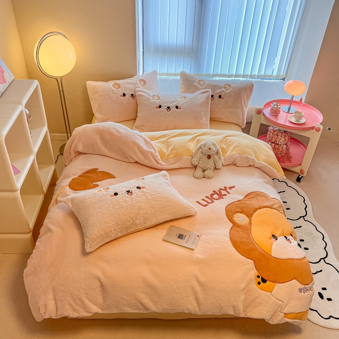 91家纺网 家纺一手货源 找家纺 （总）懒猫家纺 2025新款兔毛绒贴布绣四件套