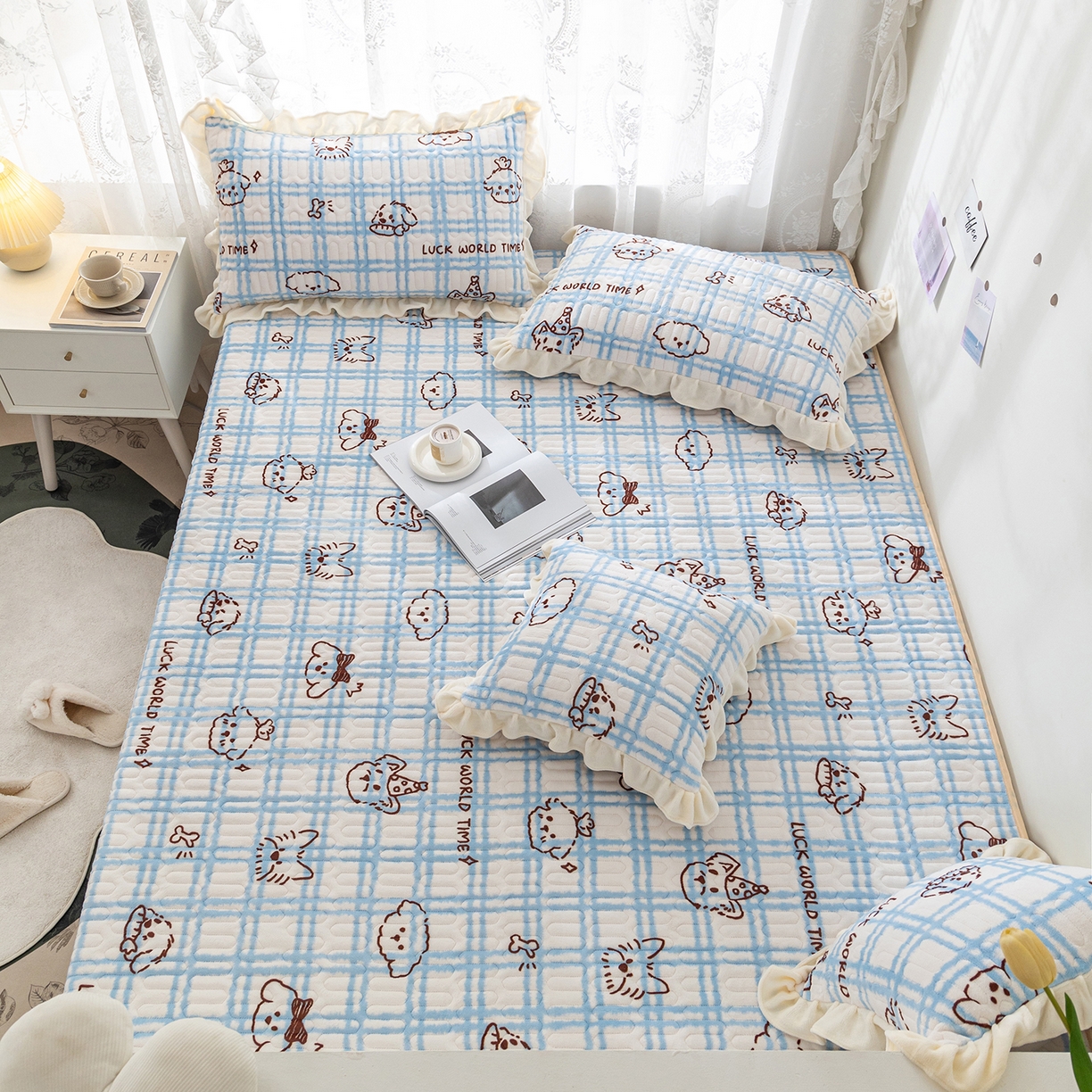 91家纺网 家纺一手货源 找家纺 美优兰 2025秋冬新款牛奶绒榻榻米垫床盖（可定制）甜品小屋