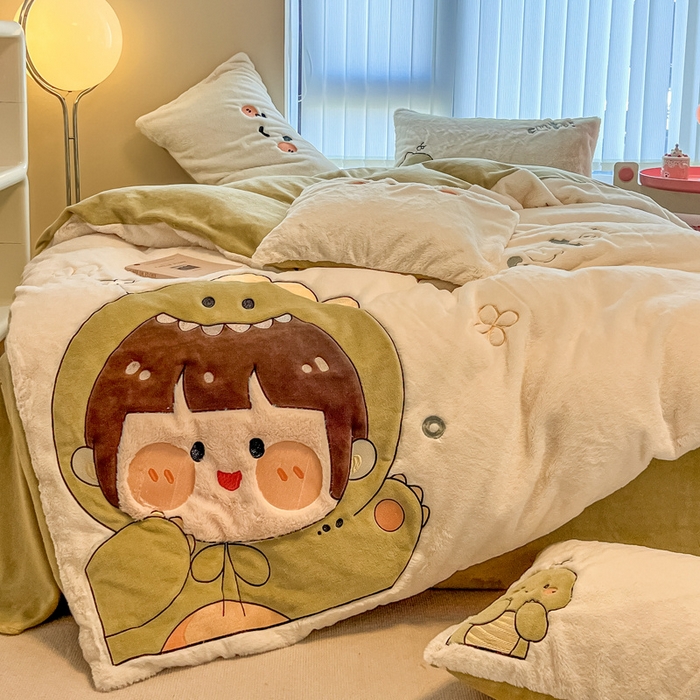 91家纺网 家纺一手货源 找家纺 懒猫家纺 2025新款兔毛绒贴布绣四件套 恐龙仔