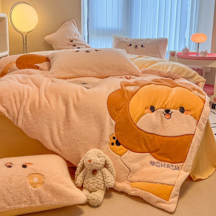 91家纺网 家纺一手货源 找家纺 懒猫家纺 2025新款兔毛绒贴布绣四件套 小辛巴