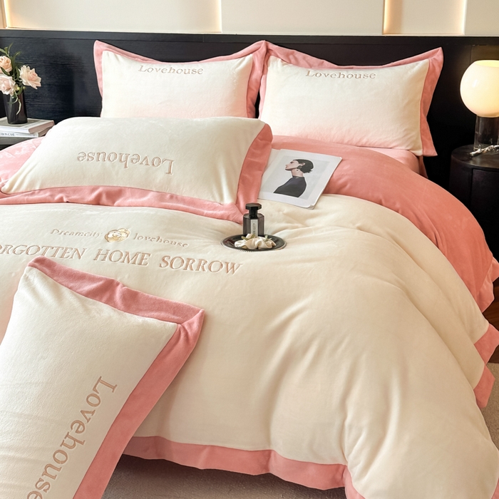 （总）涵美人家纺 2025新款秋冬牛奶绒加厚保暖四件套刺绣拼角四件套-倾城系列