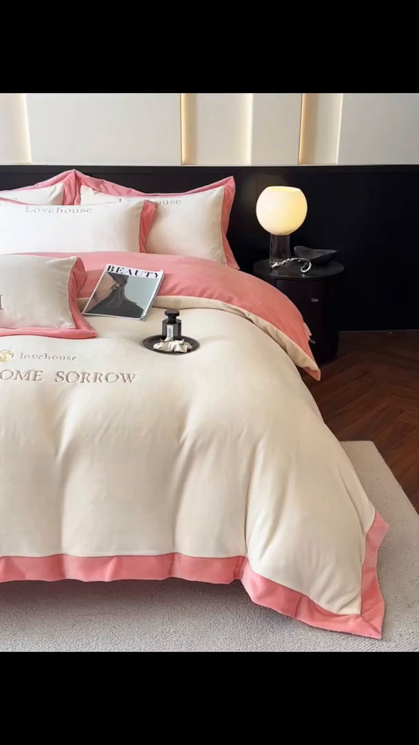 91家纺网 家纺一手货源 找家纺 （总）涵美人家纺 2025新款秋冬牛奶绒加厚保暖四件套刺绣拼角四件套-倾城系列