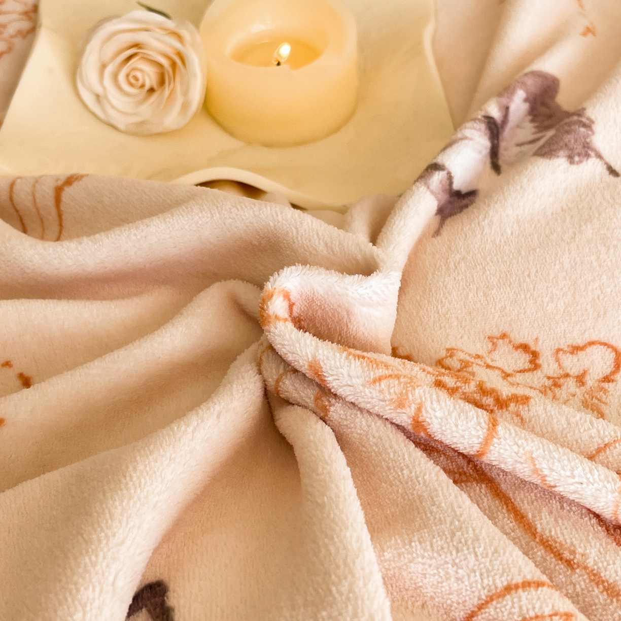 91家纺网 家纺一手货源 找家纺 新方向 2025新款高克重240克A类全消光数码印花牛奶绒四件套-雨蝶 雨蝶-香槟