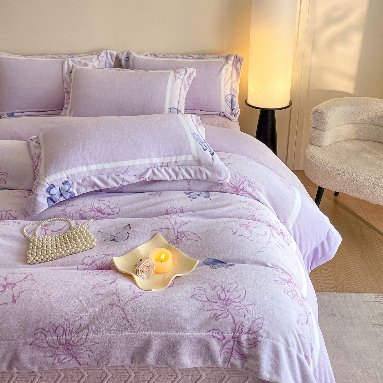 91家纺网 家纺一手货源 找家纺 新方向 2025新款高克重240克A类全消光数码印花牛奶绒四件套-雨蝶 雨蝶-魅紫