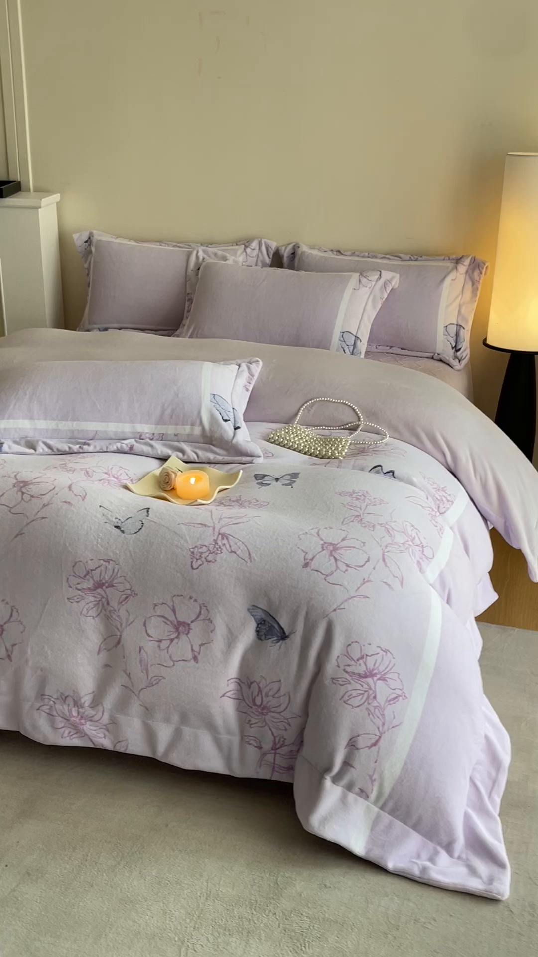 91家纺网 家纺一手货源 找家纺 新方向 2025新款高克重240克A类全消光数码印花牛奶绒四件套-雨蝶 雨蝶-魅紫