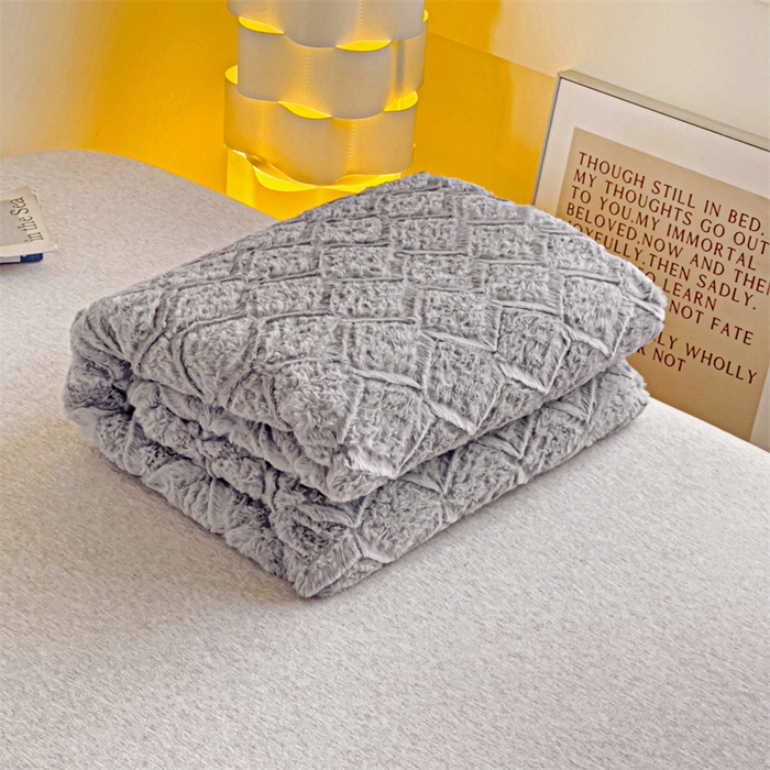 91家纺网 家纺一手货源 找家纺 名兮家居 2025新款立体加厚仿兔绒床单床笠单件 波浪-灰