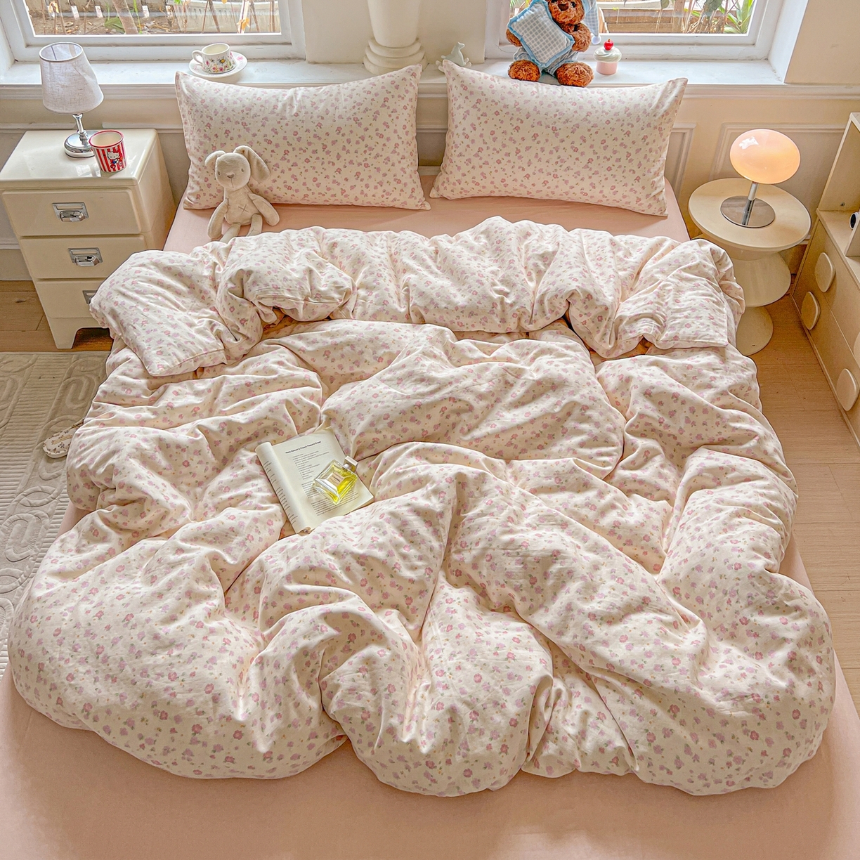 91家纺网 家纺一手货源 找家纺 一比一家纺 2025新款全棉双层纱四件套 桃之夭夭