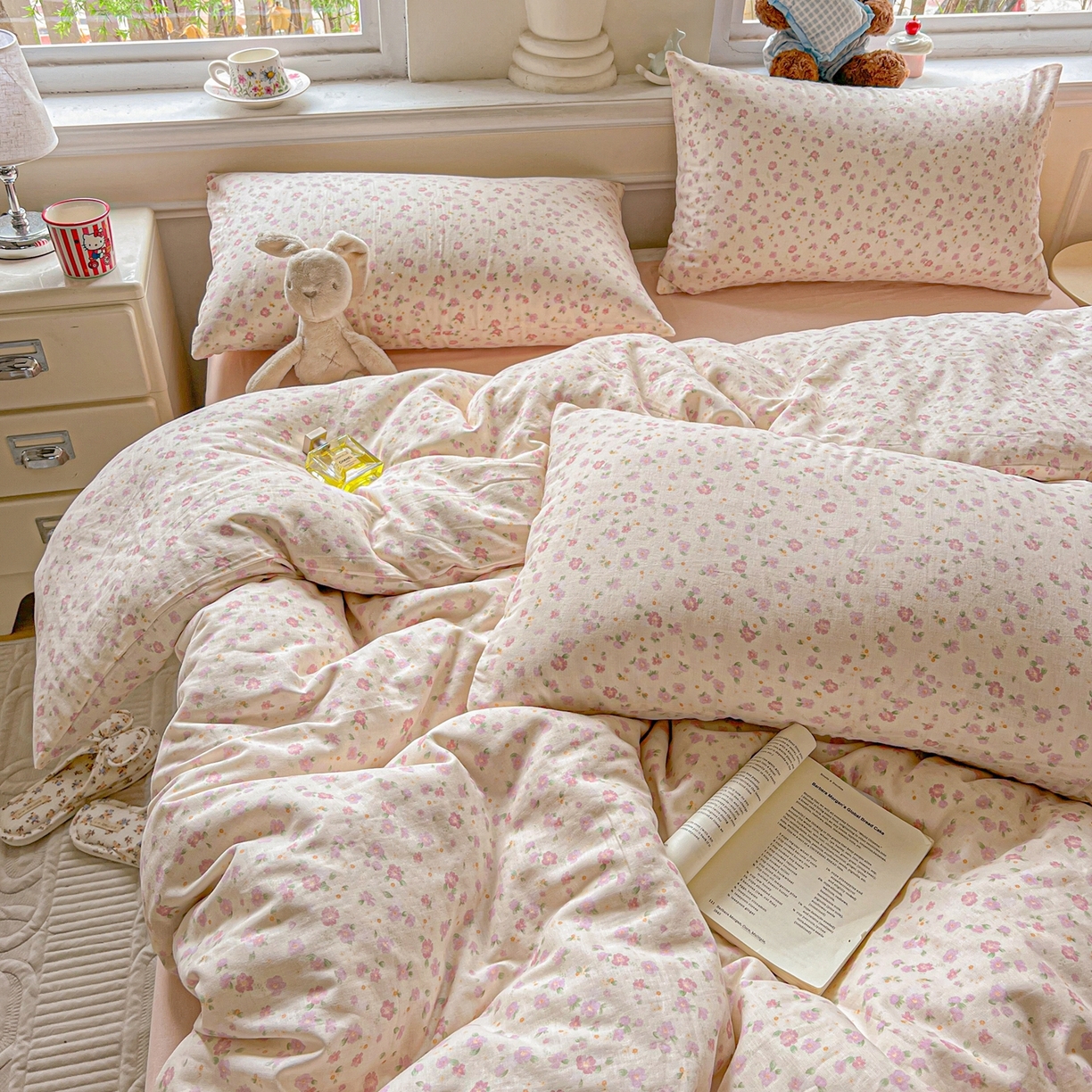 91家纺网 家纺一手货源 找家纺 一比一家纺 2025新款全棉双层纱四件套 桃之夭夭