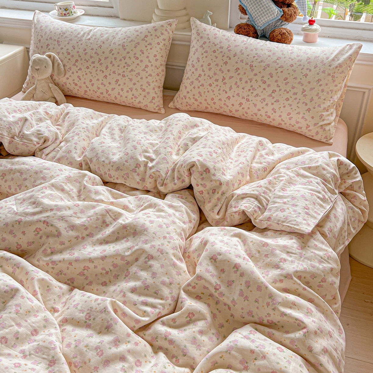 91家纺网 家纺一手货源 找家纺 一比一家纺 2025新款全棉双层纱四件套 桃之夭夭