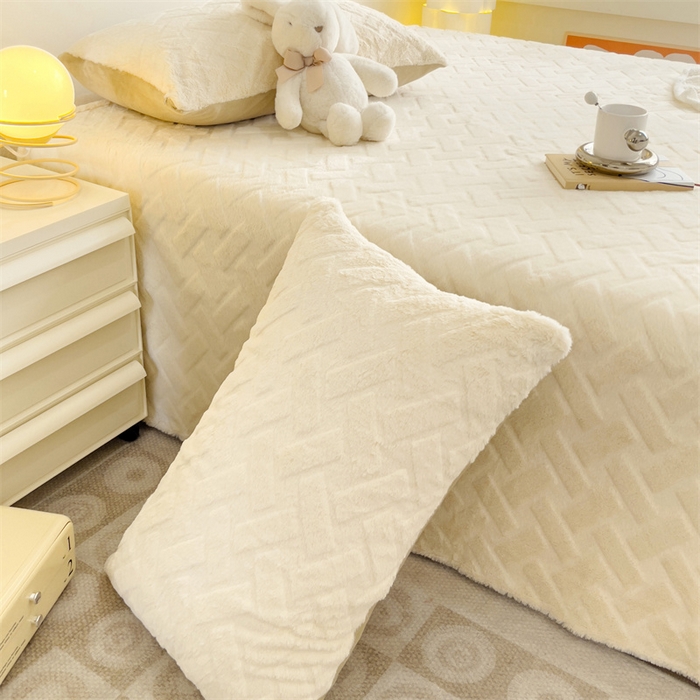 91家纺网 家纺一手货源 找家纺 名兮家居 2025新款立体加厚仿兔绒床单床笠单件 几何生活