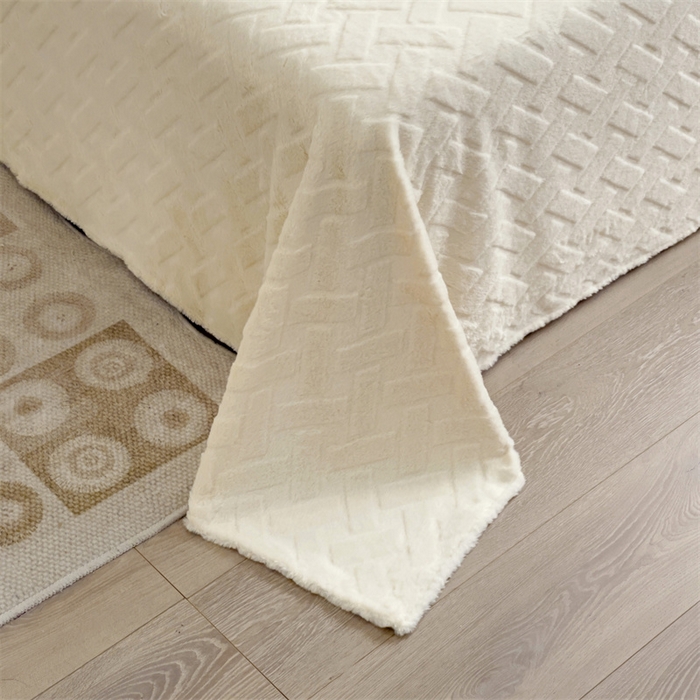 91家纺网 家纺一手货源 找家纺 名兮家居 2025新款立体加厚仿兔绒床单床笠单件 几何生活