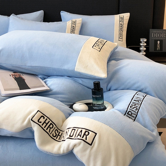 91家纺网 家纺一手货源 找家纺 （总）懒猫家纺 2025新款刺绣牛奶绒四件套-妮可