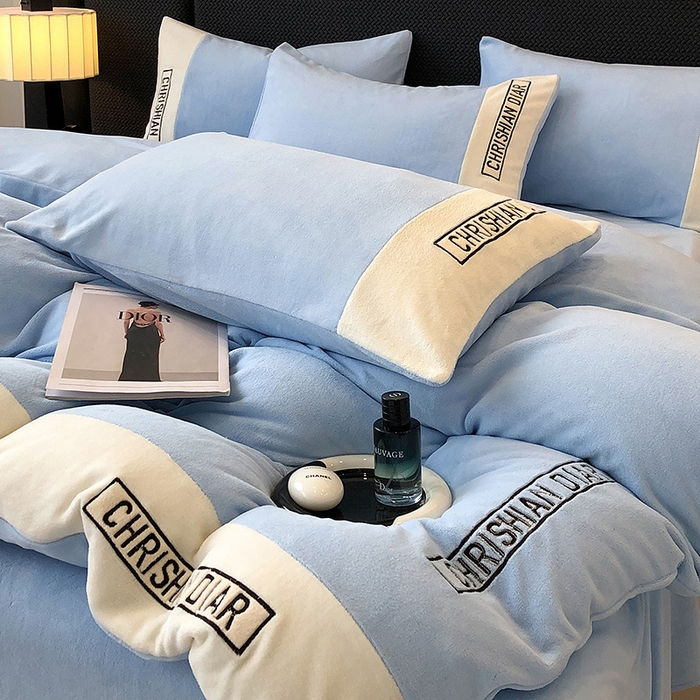 91家纺网 家纺一手货源 找家纺 （总）懒猫家纺 2025新款刺绣牛奶绒四件套-妮可