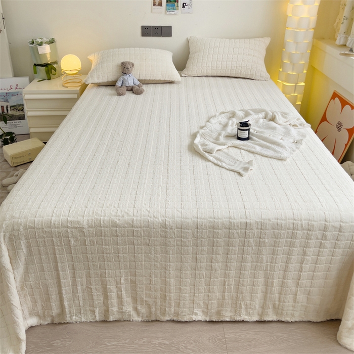 91家纺网 家纺一手货源 找家纺 名兮家居 2025新款立体加厚仿兔绒床单床笠单件 奶油方格