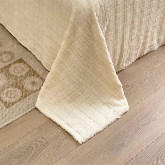 91家纺网 家纺一手货源 找家纺 名兮家居 2025新款立体加厚仿兔绒床单床笠单件 奶油方格