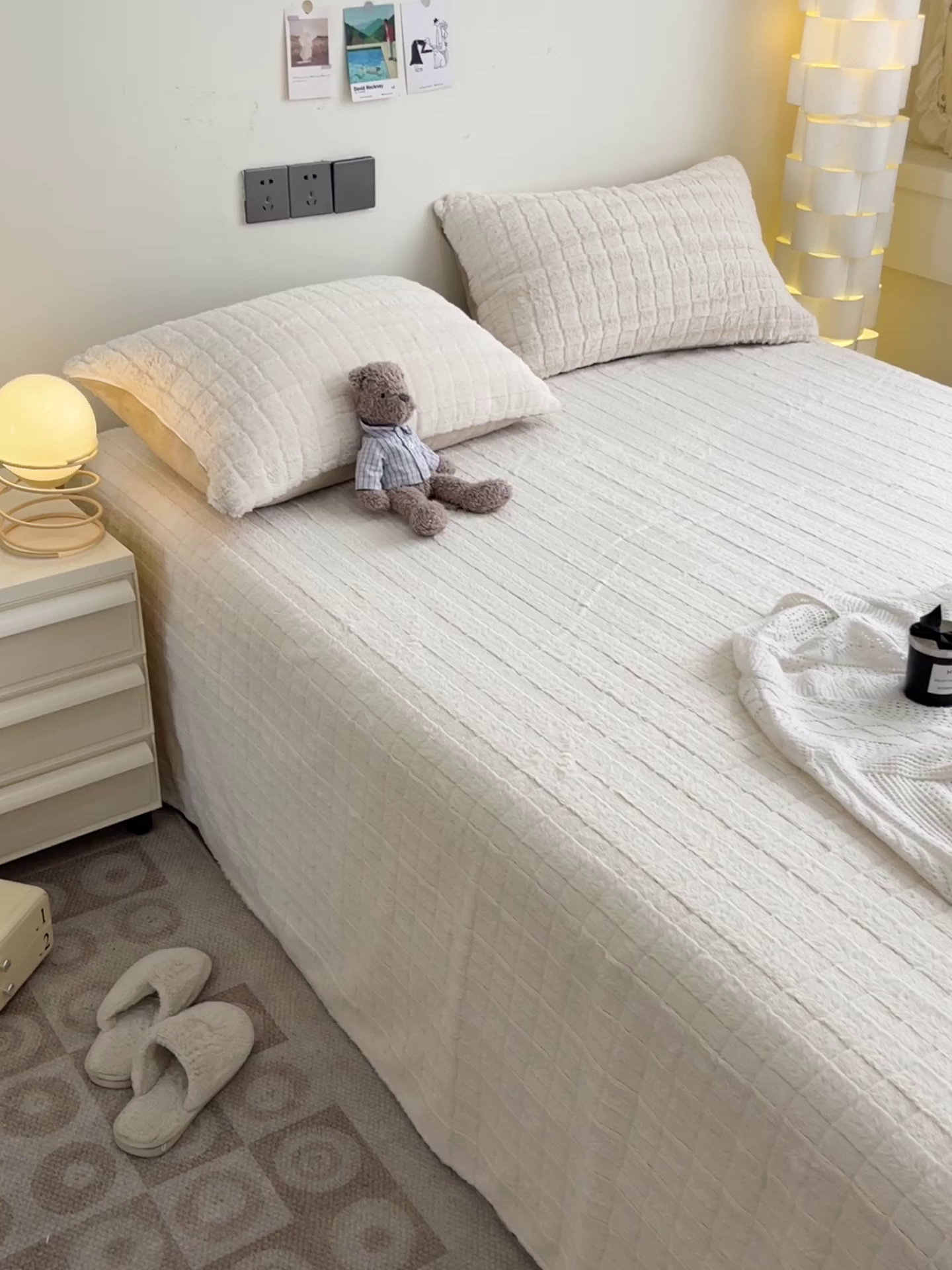 91家纺网 家纺一手货源 找家纺 名兮家居 2025新款立体加厚仿兔绒床单床笠单件 奶油方格