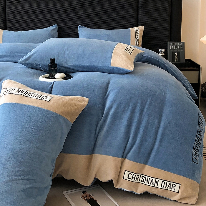 91家纺网 家纺一手货源 找家纺 懒猫家纺 2025新款刺绣牛奶绒四件套-妮可 楼兰-咖