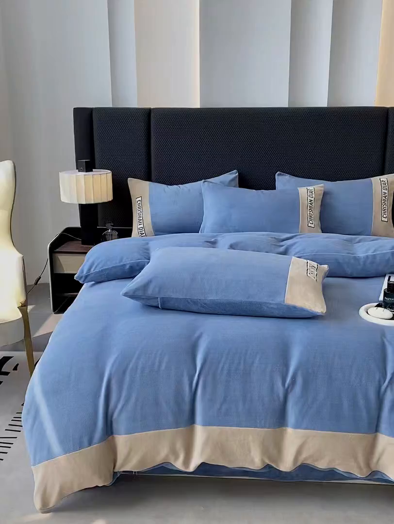 91家纺网 家纺一手货源 找家纺 懒猫家纺 2025新款刺绣牛奶绒四件套-妮可 楼兰-咖