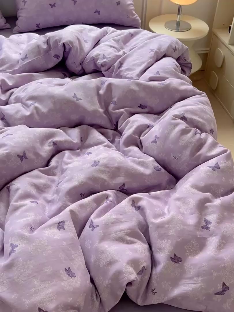91家纺网 家纺一手货源 找家纺 一比一家纺 2025新款全棉双层纱四件套 紫色幻蝶