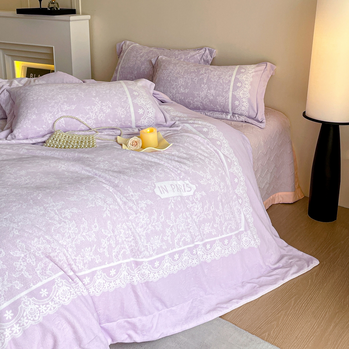 91家纺网 家纺一手货源 找家纺 新方向 2025新款高克重240克A类全消光数码印花牛奶绒四件套-恋语 恋语-魅紫