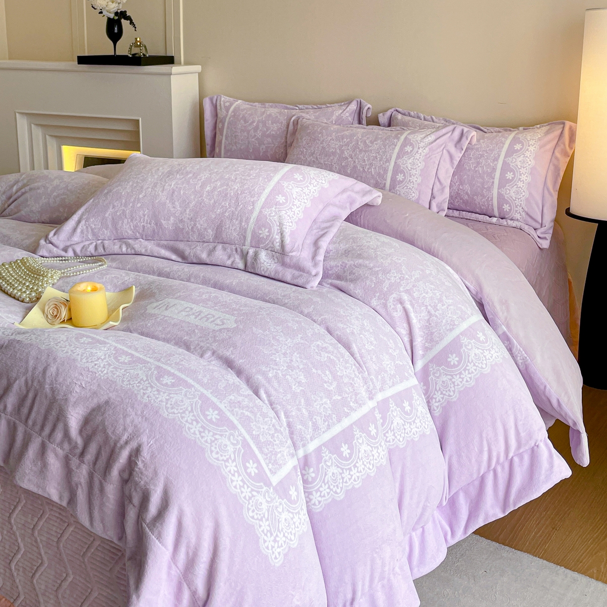 91家纺网 家纺一手货源 找家纺 新方向 2025新款高克重240克A类全消光数码印花牛奶绒四件套-恋语 恋语-魅紫