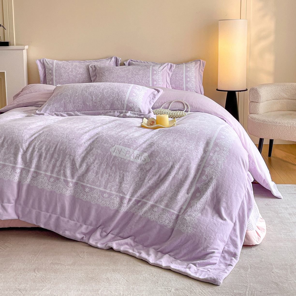 91家纺网 家纺一手货源 找家纺 新方向 2025新款高克重240克A类全消光数码印花牛奶绒四件套-恋语 恋语-魅紫