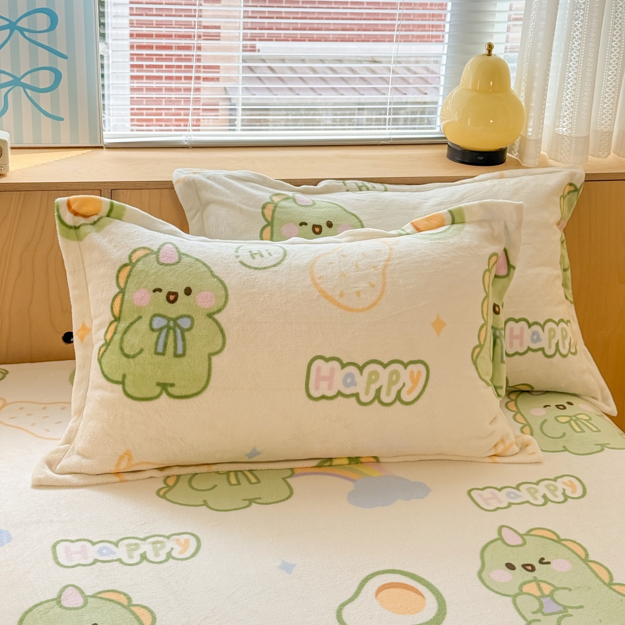 名兮家居 2025新款高克重牛奶绒印花枕套枕套单件 彩虹奶龙