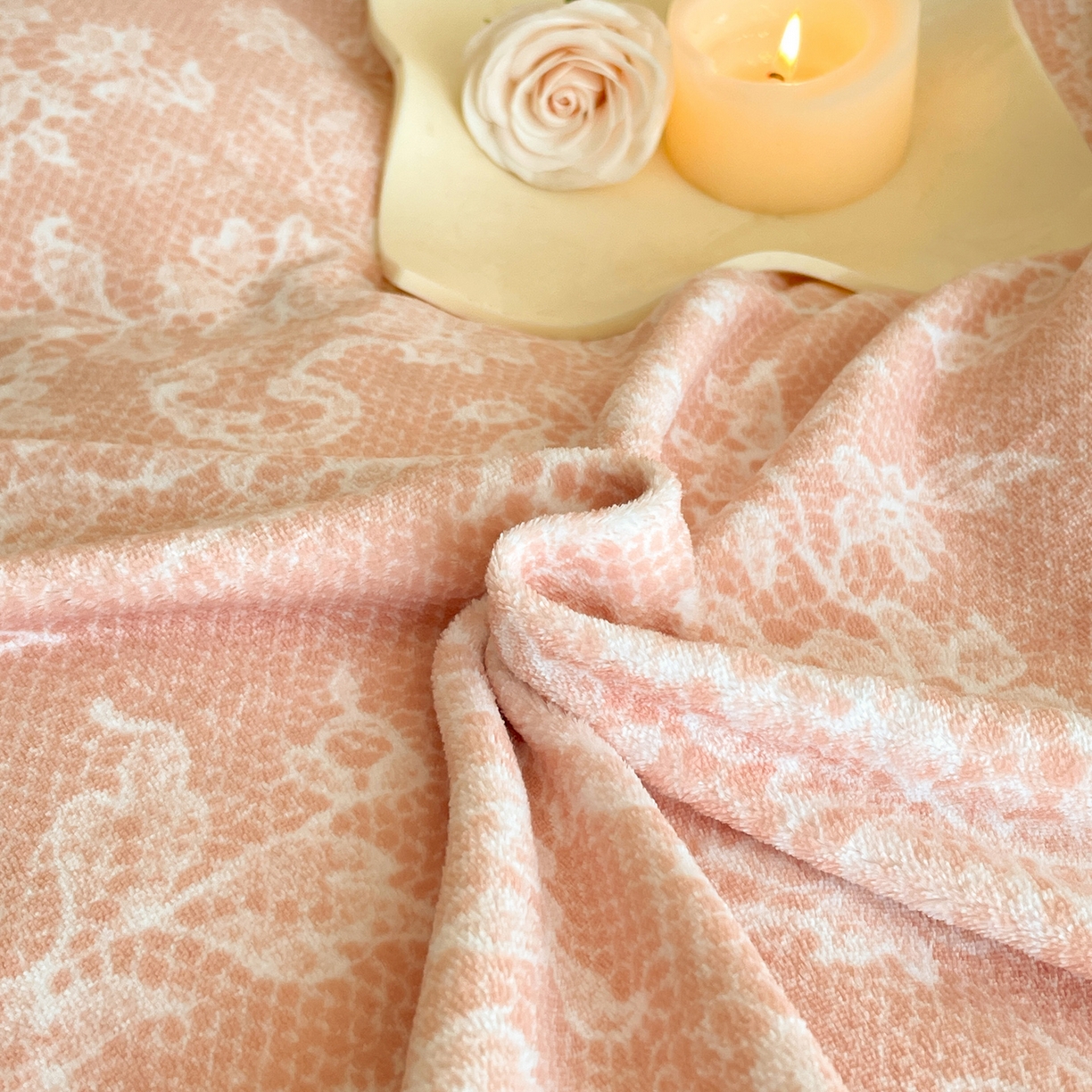 91家纺网 家纺一手货源 找家纺 新方向 2025新款高克重240克A类全消光数码印花牛奶绒四件套-恋语 恋语-香槟