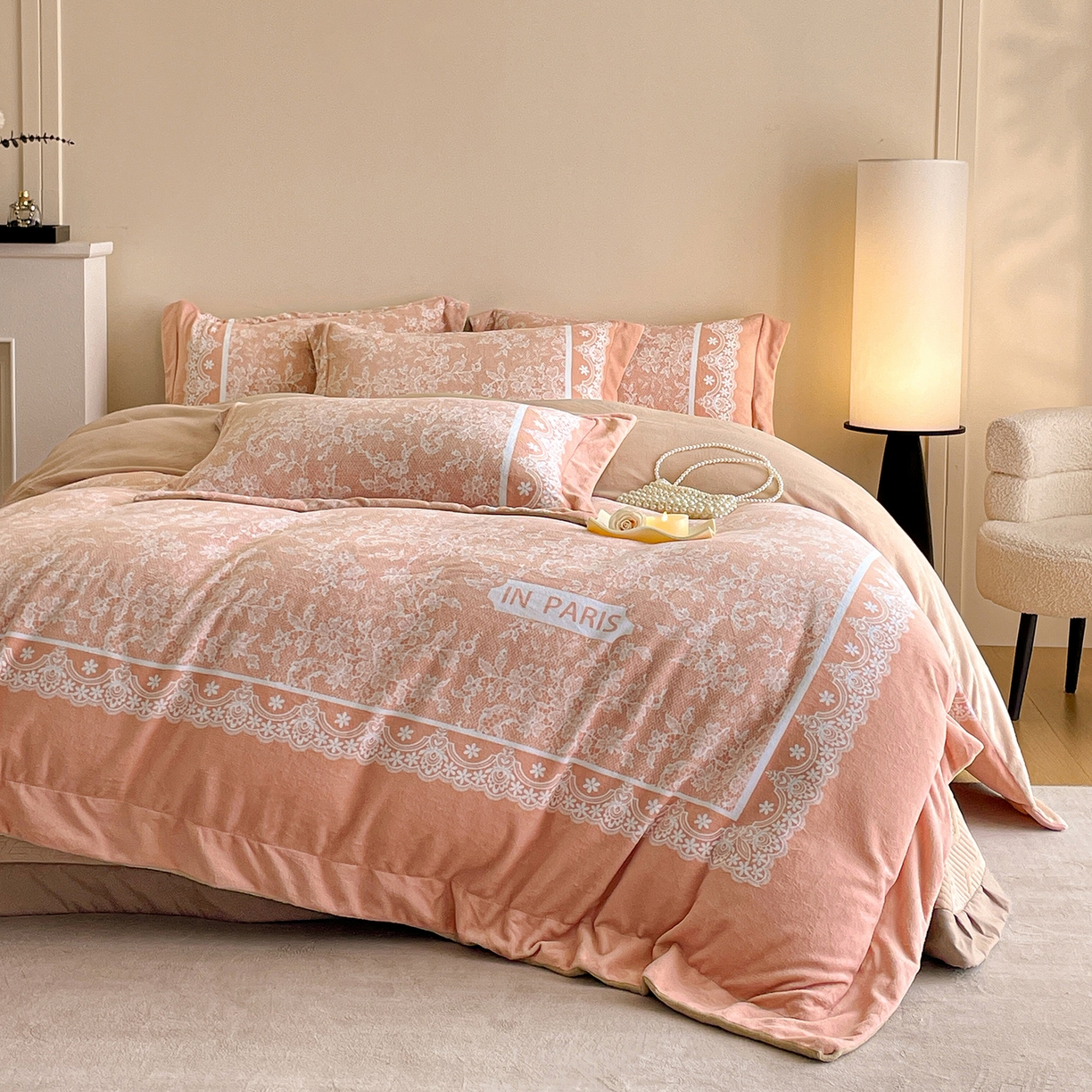 91家纺网 家纺一手货源 找家纺 新方向 2025新款高克重240克A类全消光数码印花牛奶绒四件套-恋语 恋语-香槟