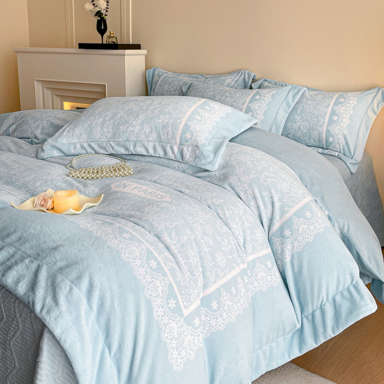 91家纺网 家纺一手货源 找家纺 新方向 2025新款高克重240克A类全消光数码印花牛奶绒四件套-恋语 恋语-星月蓝