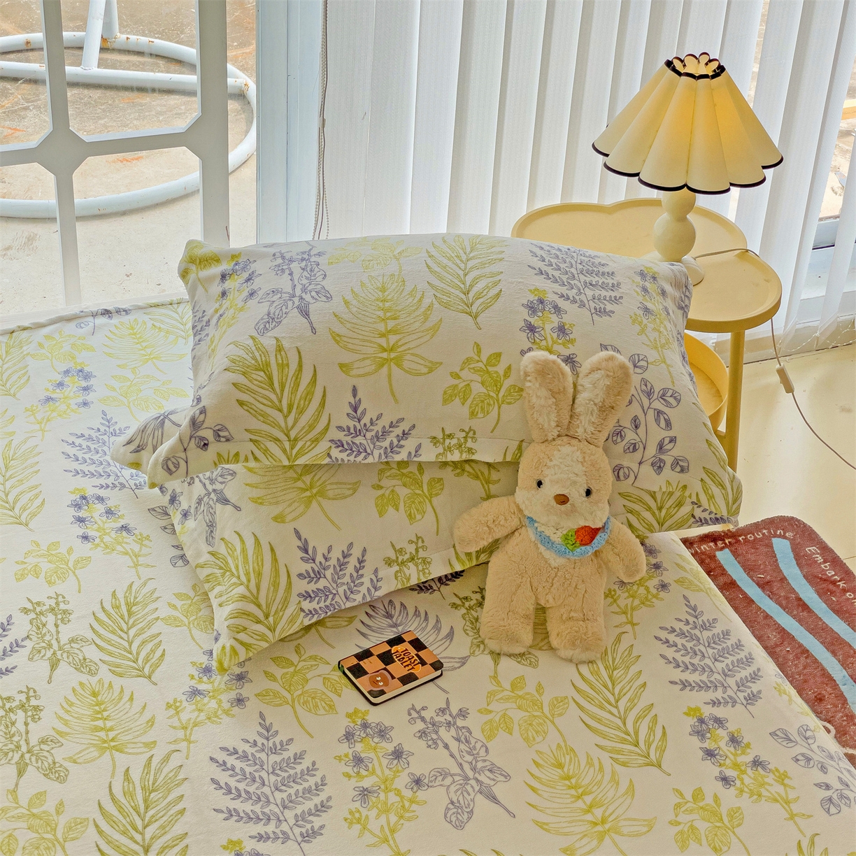 91家纺网 家纺一手货源 找家纺 名兮家居 2025新款高克重牛奶绒印花枕套枕套单件 清新物语