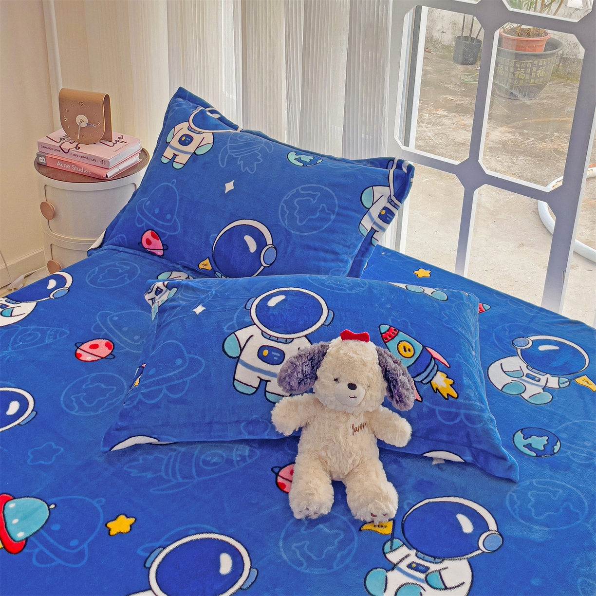 91家纺网 家纺一手货源 找家纺 名兮家居 2025新款高克重牛奶绒印花枕套枕套单件 太空人