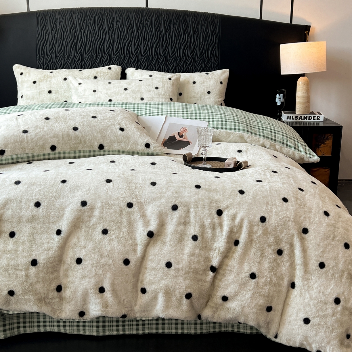 91家纺网 家纺一手货源 找家纺 二八年华 2025新款加厚兔绒四件套 绿色