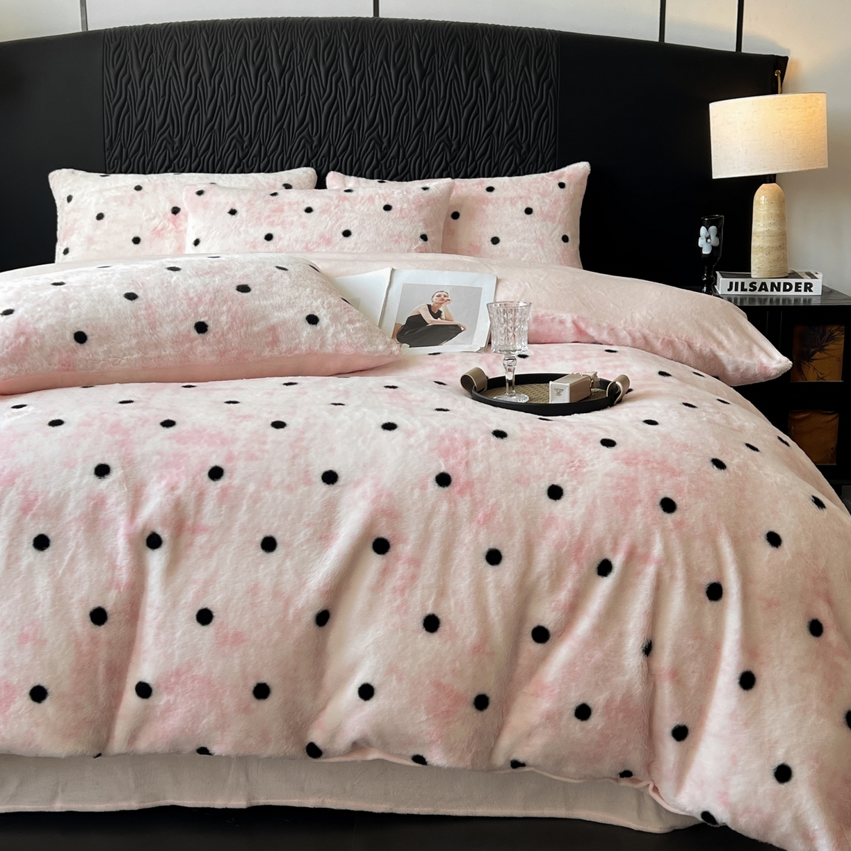 91家纺网 家纺一手货源 找家纺 二八年华 2025新款加厚兔绒四件套 粉色