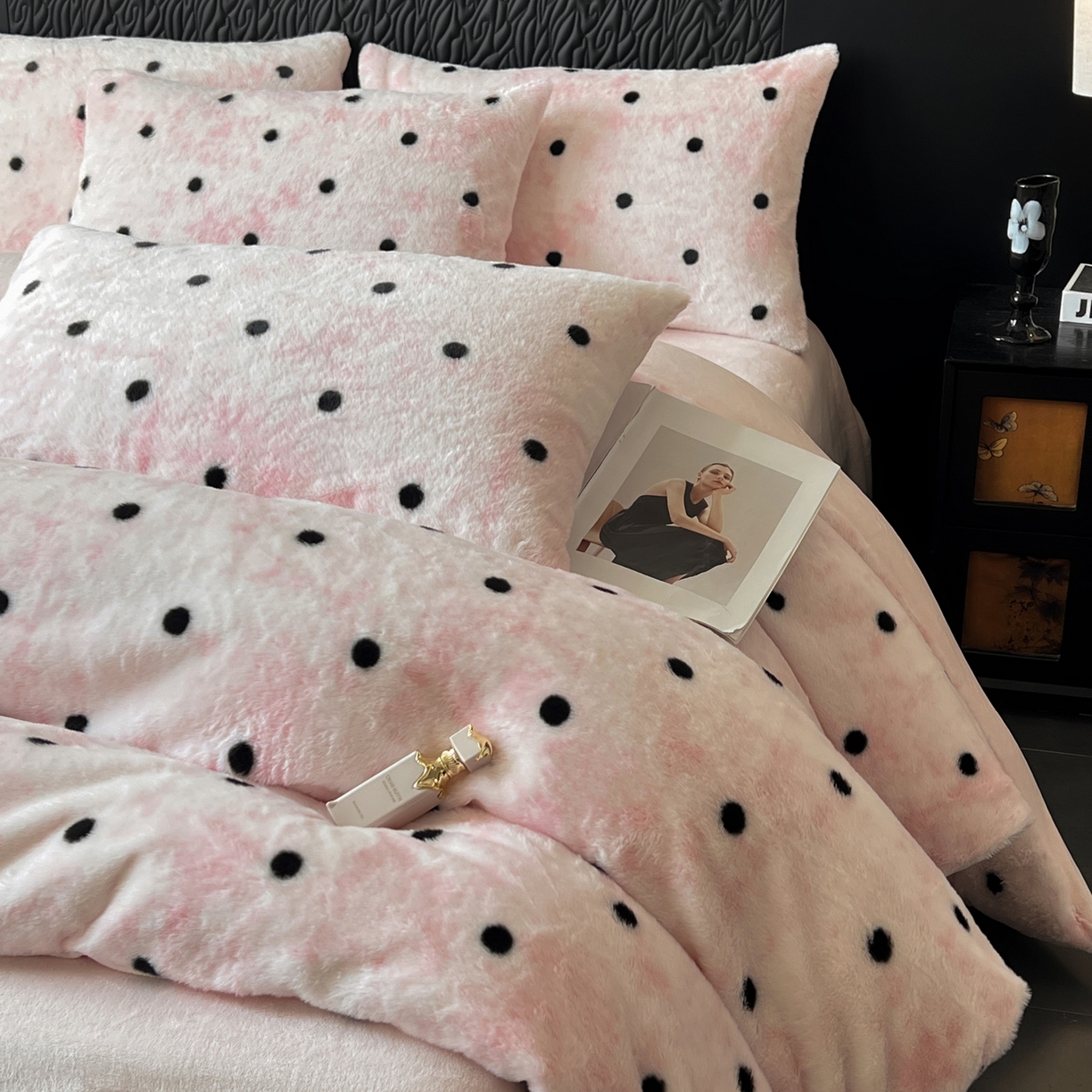 91家纺网 家纺一手货源 找家纺 二八年华 2025新款加厚兔绒四件套 粉色