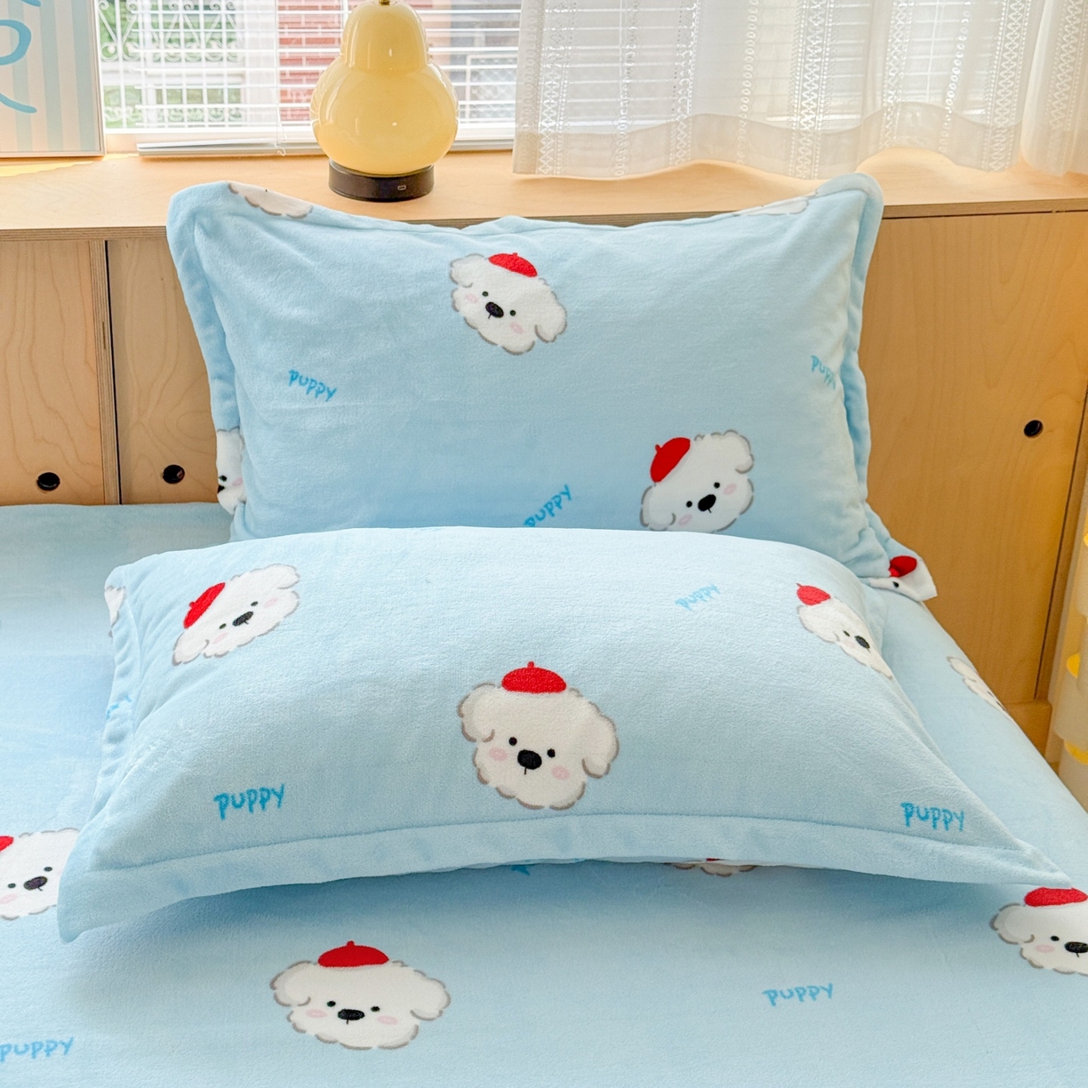 91家纺网 家纺一手货源 找家纺 名兮家居 2025新款高克重牛奶绒印花枕套枕套单件 小红帽