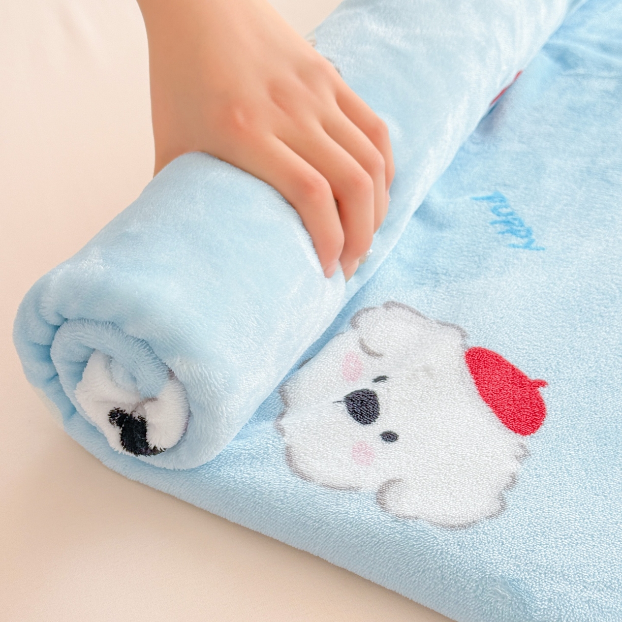 91家纺网 家纺一手货源 找家纺 名兮家居 2025新款高克重牛奶绒印花枕套枕套单件 小红帽