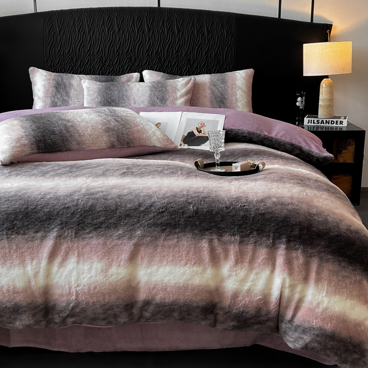 91家纺网 家纺一手货源 找家纺 二八年华 2025新款加厚兔绒四件套 紫色