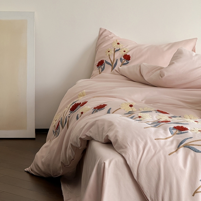 91家纺网 家纺一手货源 找家纺 简纯主义 2025新款全棉纯棉磨毛毛巾绣四件套-塞纳花予 塞纳花予粉