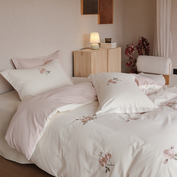 91家纺网 家纺一手货源 找家纺 初拾 2025新款100s全棉纯棉磨毛四件套—百利甜 百利甜-云朵白