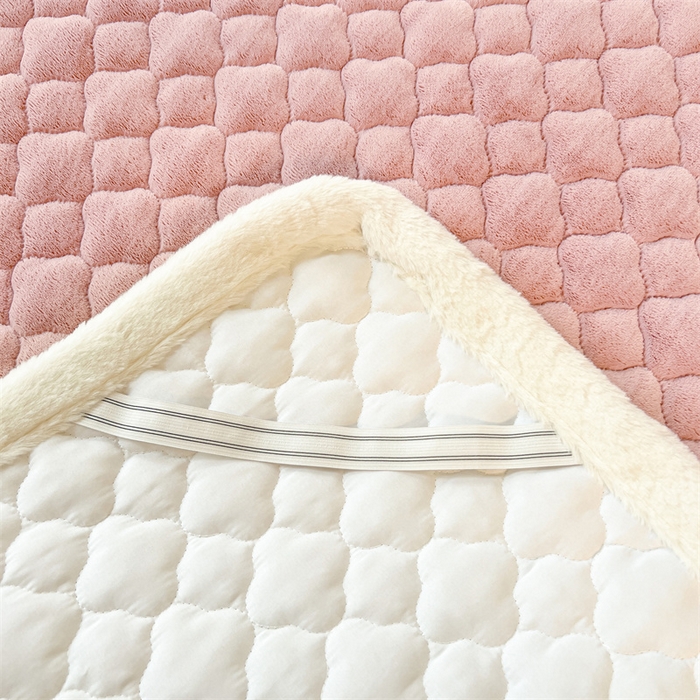 91家纺网 家纺一手货源 找家纺 喜居-2025新款纯色牛奶绒床褥垫床垫 豆沙粉